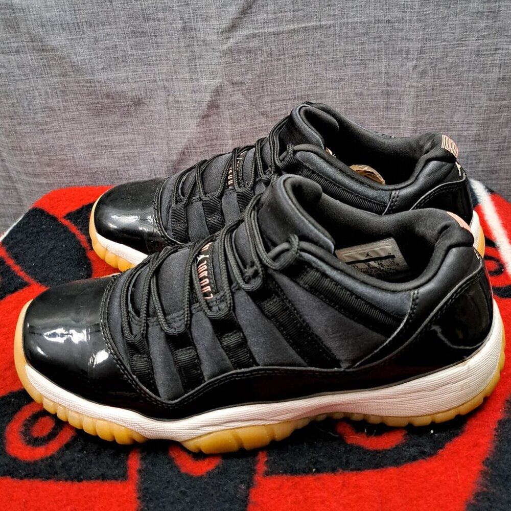 %Size 7Y Nike Air Jordan 11 Retro Low Bleached Coral 580521-013 AJ18